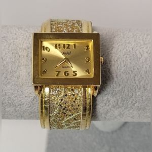 🆕️ Wrist Wrappers Women's Watch